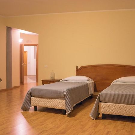 Ruggiero Park Hotel Vallo della Lucania Ngoại thất bức ảnh