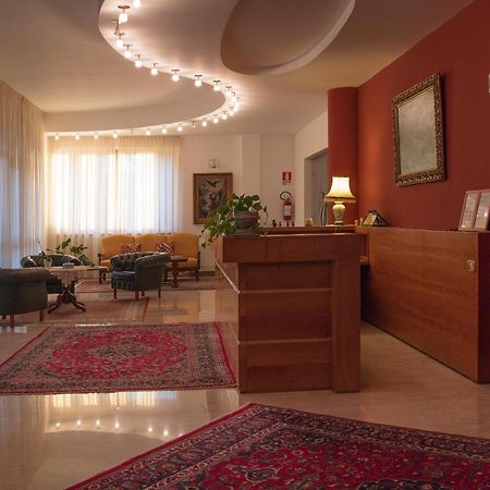 Ruggiero Park Hotel Vallo della Lucania Ngoại thất bức ảnh