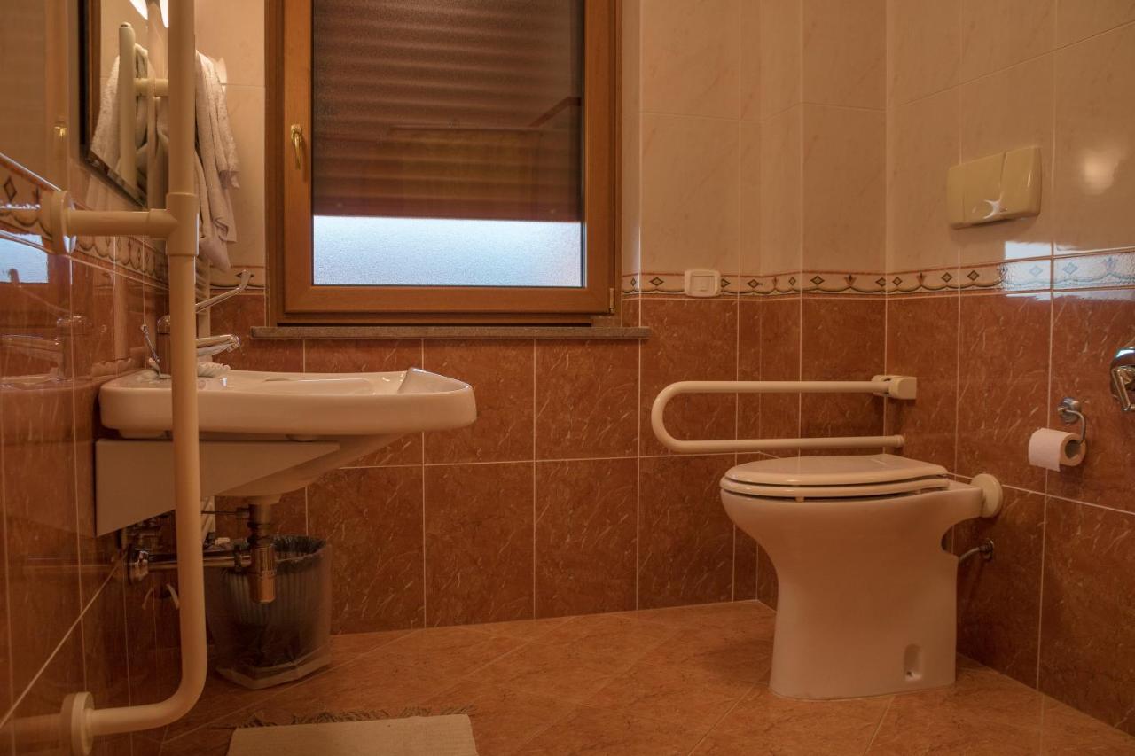 Ruggiero Park Hotel Vallo della Lucania Ngoại thất bức ảnh