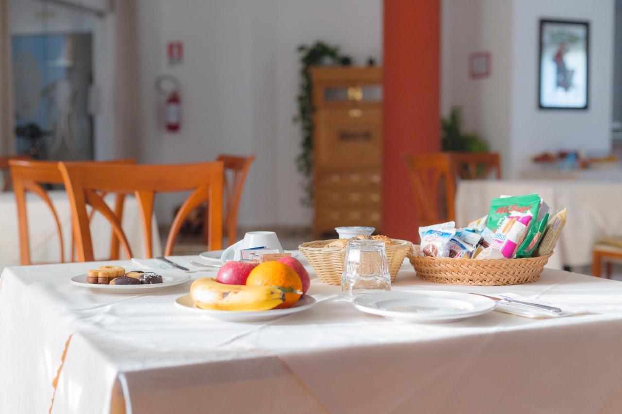 Ruggiero Park Hotel Vallo della Lucania Ngoại thất bức ảnh