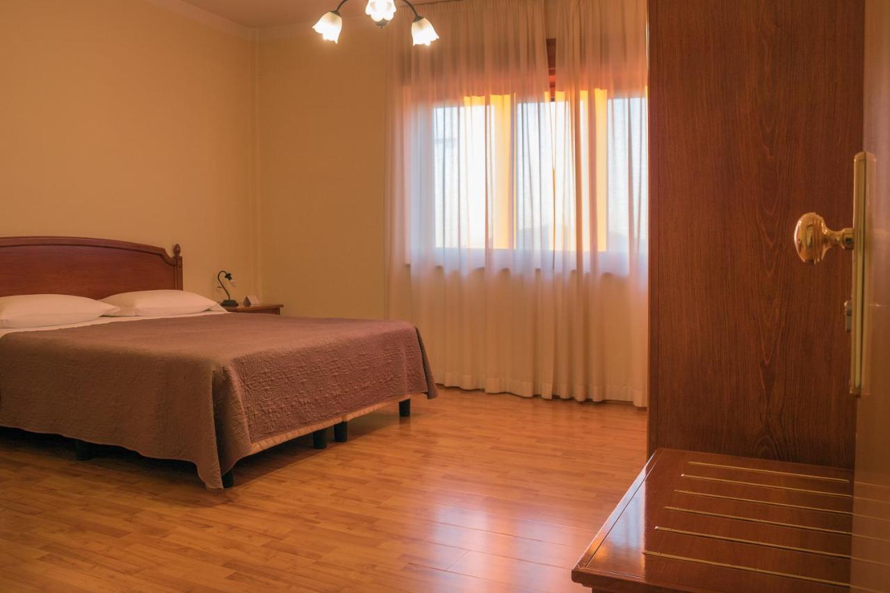Ruggiero Park Hotel Vallo della Lucania Ngoại thất bức ảnh